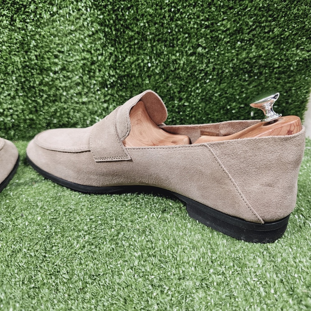Elegant Men's Beige Suede Slip-On Loafers - Picture 5 of 9